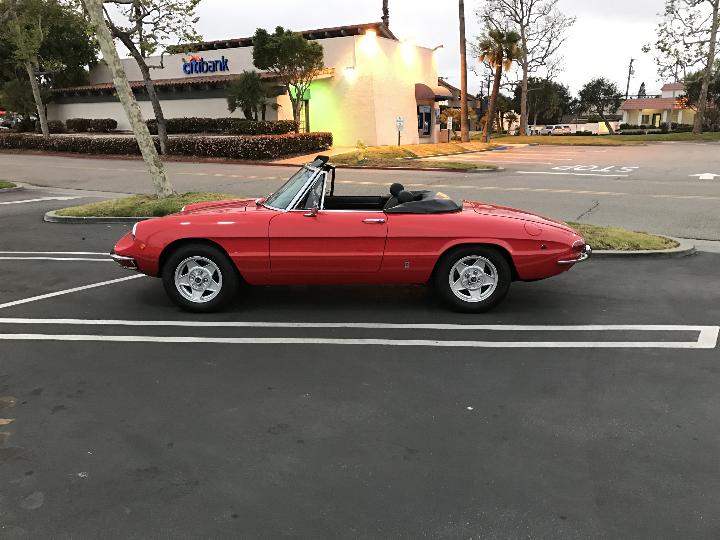 1969 Alfa
      Romeo Duetto